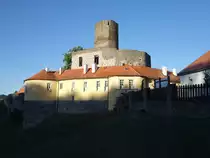 Burg Svojanow, erbaut von K�nig Přemysl Ottokar II. ab 1253 als Schutzburg auf dem Trstěnick�-Steig (01.08.2020)