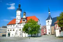 Eisenberg in Th�ringen, der Marktplatz und Standesamt mit sch�nen blauen Himmel. Mein Bild wurde im Herbst 2014 aufgenommen. 