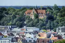 Flensburg - Das Heinrich-Sauermann-Haus vom Wasserturm M�rwik aus gesehen. Aufnahme: 31. Juli 2020.