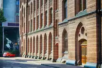 Die Stra�e Racławicka am Hauptpostamt von koszalin (K�slin). Aufnahme: 16. August 2020.