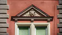 Detailaufnahme von einem Haus aus der deutschen Gr�nderzeit in der Ulica Zwycięstwa (bis 1945 Kaiserstra�e) in Lębork (Lauenburg in Pommern). Aufnahme: 19. August 2020.