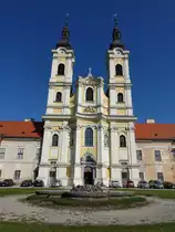 Jasov / Jassau, barocke Klosterkirche der Pr�monstratenser-Chorherren, erbaut von 1745 bis 1779 (30.08.2020)