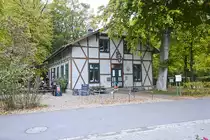 Tating auf der Halbinsel Eiderstedt - Das Schweizerhaus im Hochdorfer Garten.
Aufnahme: 20. Oktober 2020.