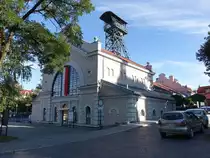 Wieliczka / Gro� Salze, Salzbergwerk mit F�rderturm am Plac Tadeusza Kosciuszki (03.09.2020)