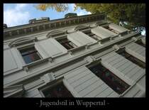 Dies ist ein Bild aus der Serie  Jugendstil und Gr�nderzeit in Wuppertal  und soll die versteckte und eigenwillige Sch�nheit des �ltesten gro�en Industriezentrums Deutschlands, das Wuppertal nachweislich ist, hier ein wenig verdeutlichen.
