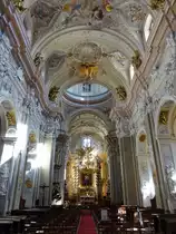 Krakau, barocker Innenraum der Universit�tskirche St. Anna, Stuck und Alt�re von B. Fontanas, Fresken von K. Dankwart, Altargem�lde von J. Monti (04.09.2020)
