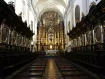 Krakau, Hochaltar und Chorgest�hl in der Karmeliterkirche (04.09.2020)