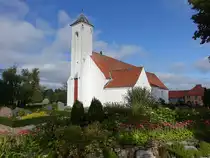 Finderup, evangelische Kirche, erbaut im 12. Jahrhundert (20.09.2020)