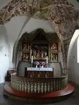 Gjol, Altar von 1520 und Renaissance Kalkmalereien von 1530 im Chor der evangelischen Dorfkirche (23.09.2020)