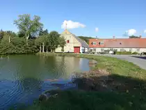 Rugard, Fachwerk Wirtschaftsgeb�ude am Herrensitz (24.09.2020)