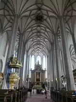G�rlitz, Innenraum der Pfarrkirche St. Peter und Paul, Hochaltar von 1625, erbaut von George Heermann, Kanzel von 1693 (03.10.2020)