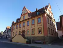 Schesslitz, altes Rathaus an der Hauptstra�e, erbaut 1900 durch Gustav Haeberle (13.10.2018)