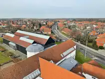 Blick vom Wasserturm in T�nder (deutsch: Tondern) in S�nderjylland/Nordschleswig. Im Vordergrund ist das Museum S�nderjylland zu sehen. Aufnahme: 22. Februar 2021.