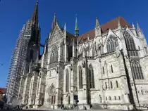 Regensburg, Dom St. Peter, erbaut von 1275 bis 1450, neugotische T�rme erbaut von 1859 bis 1869 (28.02.2021)