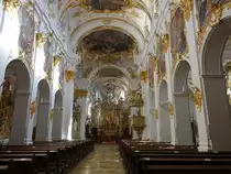 Regensburg, Rokoko Innenraum der Stiftskirche zur alten Kapelle, Stuck von Anton Landes, Fresken durch den Augsburger Maler Christoph Thomas Scheffler, Chorgest�hl von Simon Sorg (28.02.2021)