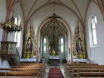 Egglfing, neugotische Alt�re und Kanzel in der St. Michael Kirche (20.10.2018)