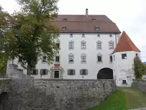 Obernzell, ehemaliges f�rstbisch�fliches Pflegschloss, erbaut von 1582 bis 1583 unter F�rstbischof Urban von Trennbach, seit 1965 Museum (21.10.2018)