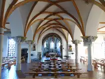 Au�ernzell, Innenraum der kath. Pfarrkirche Maria Himmelfahrt, erbaut im 15. Jahrhundert (22.10.2018)