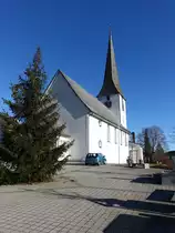 Sch�nenbach, kath. Pfarrkirche St. Nikolaus, erbaut ab 1221, Langhaus neu erbaut von 1909 bis 1912 (26.12.2018)