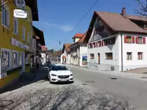 Nesselwang, Blick in die Von-Lingg-Stra�e (26.04.2021)