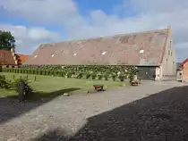 Sk�lsk�r, Wirtschaftsgeb�ude aus dem 17. Jahrhundert bei der Burg Borreby (17.07.2021)