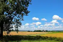 Ortschaft Laubbach bei Ostrach Baden-W�rttemberg.  Sommertag  
Aufgenommen mit Canon EOS 600