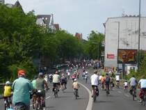 Befahren einer Kraftfahrstra�e. Diese ist normalerweise Tabu f�r Radfahrer. 1.6.2008