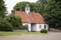 Das Torhaus am Gut Gelting (h�ufig auch als Schloss Gelting bezeichnet) in Nordangeln (Kreis Schleswig-Flensburg).
Aufnahme: 7. Juni 2021.