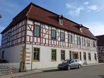 Behrungen, staatl. Grundschule, hennebergisch-fr�nkisches Fachwerk (09.05.2021)