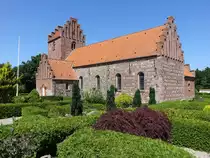 Viskinge, evangelische Kirche, erbaut im 13. Jahrhundert (17.07.2021)