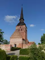 �ster Kippinge, evangelische Kirche, Langhaus und Chor erbaut im 14. Jahrhundert, Kirchturm erbaut 1701 (18.07.2021)