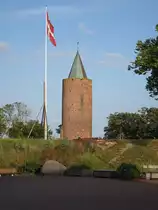 Vordingborg, G�nseturm der Burgruine, erbaut im 14. Jahrhundert (18.07.2021)