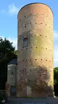Der Pulverturm von Anklam ist Teil der ehemaligen Stadtbefestigung wurde erstmals 1449 erw�hnt. (August 2013)