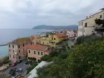 Cervo, Ausblick von der Altstadt auf die Ligurische K�ste (03.10.2021)