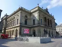 Kopenhagen, Det Kongelige Teater am Kongens Nytorv Platz, erbaut von 1872 bis 1874 durch den Architekten  Vilhelm Dahlerup (21.07.2021)