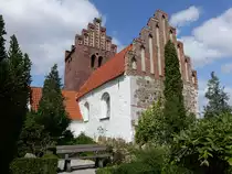 Kimmerslev, evangelische Kirche, erbaut um 1100 (22.07.2021)