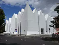 Szczecin / Stettin, Filharmonia Mieczysława Karłowicza w Szczecinie am Plac Solidarnosci, erbaut durch den Architekten Barozzi Veiga (31.07.2021)