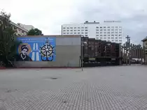 Gdynia / Gdingen, Hotel Mercure und Maria Himmelfahrt Kirche im Relax Center an der Zygmuntowska Stra�e (02.08.2021)