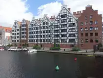 Gdansk / Danzig, H�user an der alten Mottlau im Speicherviertel (02.08.2021)