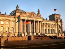 BERLIN
Reichstagsgeb�ude
2007