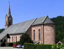 Oberharmersbach im mittleren Schwarzwald, die katholische Pfarrkirche St.Gallus, 1839-46 im neoromanischen Stil erbaut, der Turm ist 63m hoch, mit �ber 2000 Pl�tzen geh�rt sie zu den gr��ten Kirchen im Erzbistum Freiburg, Juli 2021