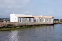 MONCARAPACHO e FUSETA, Gemeindeteil Fuseta (Concelho de Olh�o), 06.02.2020, eine ehemalige Wasserm�hle, die nach Umbau nun ein kleines Hotel ist