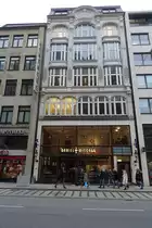 Hamburg am 17.12.2021: Kontor- + Gesch�ftshaus Gro�e Johannisstr. 3 /