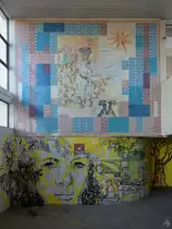 Stra�enkunst im Eingangsbereich des Bahnhofes General Torres in Porto. (Januar 2017)