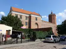 Leczyca / Lentsch�tz, Schloss aus dem 16. Jahrhundert, heute Regionalmuseum (07.08.2021)