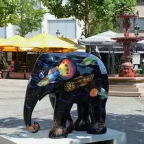 Einer der vielen Elefanten in der Luxemburger Innenstadt. (Juli 2013)