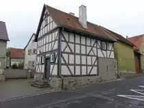 Kirch-G�ns, altes Backhaus am Kornmarkt (01.11.2021)