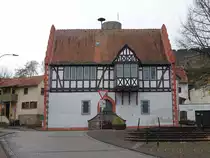 M�nzenberg, altes Rathaus am Marktplatz (01.11.2021)