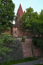 Die Stadtmauer ist eines der bedeutenden Kunst- und Baudenkm�ler der Stadt N�rnberg. (Juni 2019)