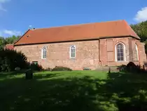 Tossens, evangelische Kirche St. Bartholom�us, erbaut im 14. Jahrhundert (08.10.2021)